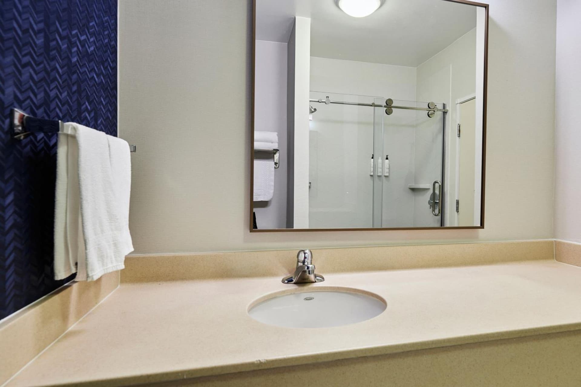 Fairfield Inn & Suites Burlington gallery photo in Burlington, WA — image 10
