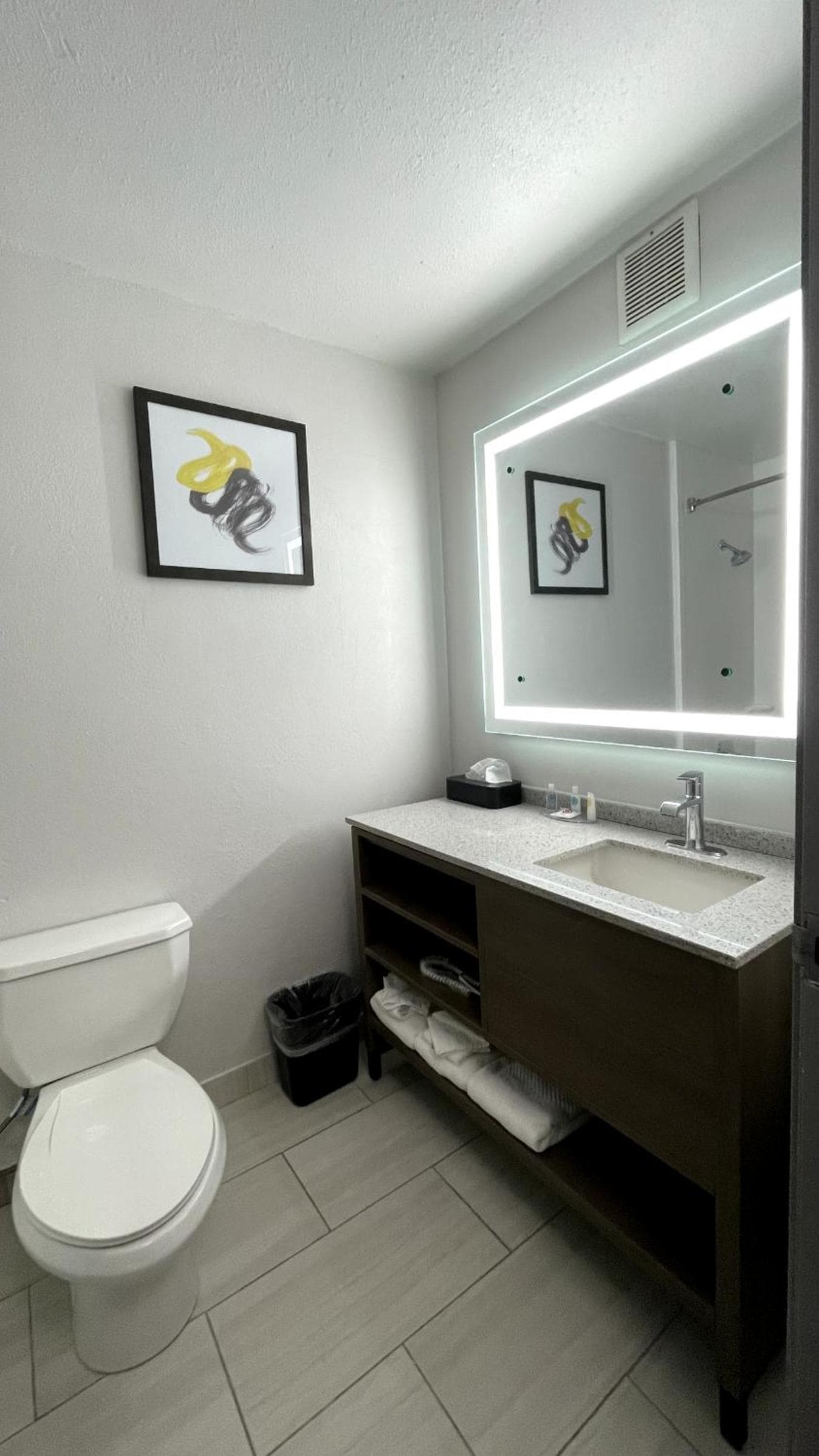Comfort Suites Denver North - Westminster interior in Westminster, CO — gallery photo 2