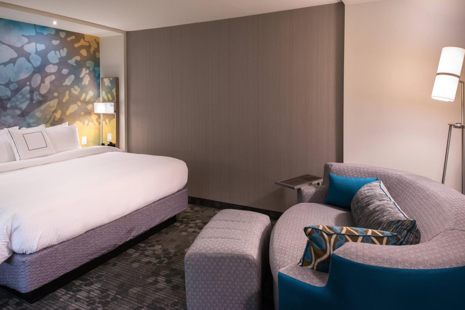 Courtyard by Marriott Jacksonville gallery photo in Jacksonville, NC — image 11