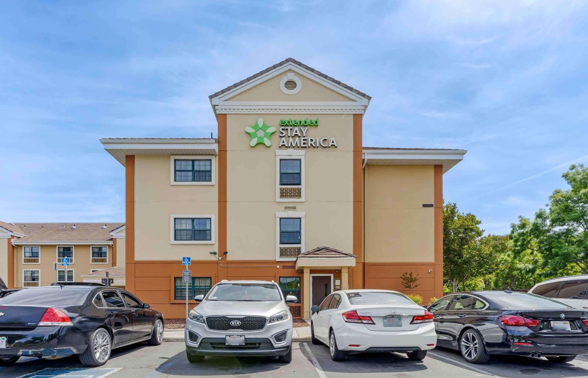 Extended Stay America Suites - Pleasant Hill - Buskirk Ave featured exterior or lobby in Pleasant Hill, CA — similar hotel
