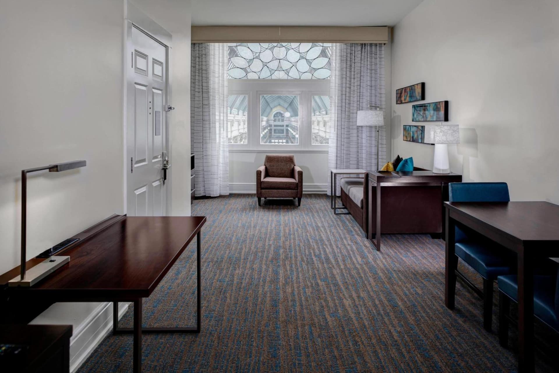 Residence Inn by Marriott Cleveland Downtown gallery photo in Cleveland, OH — image 7