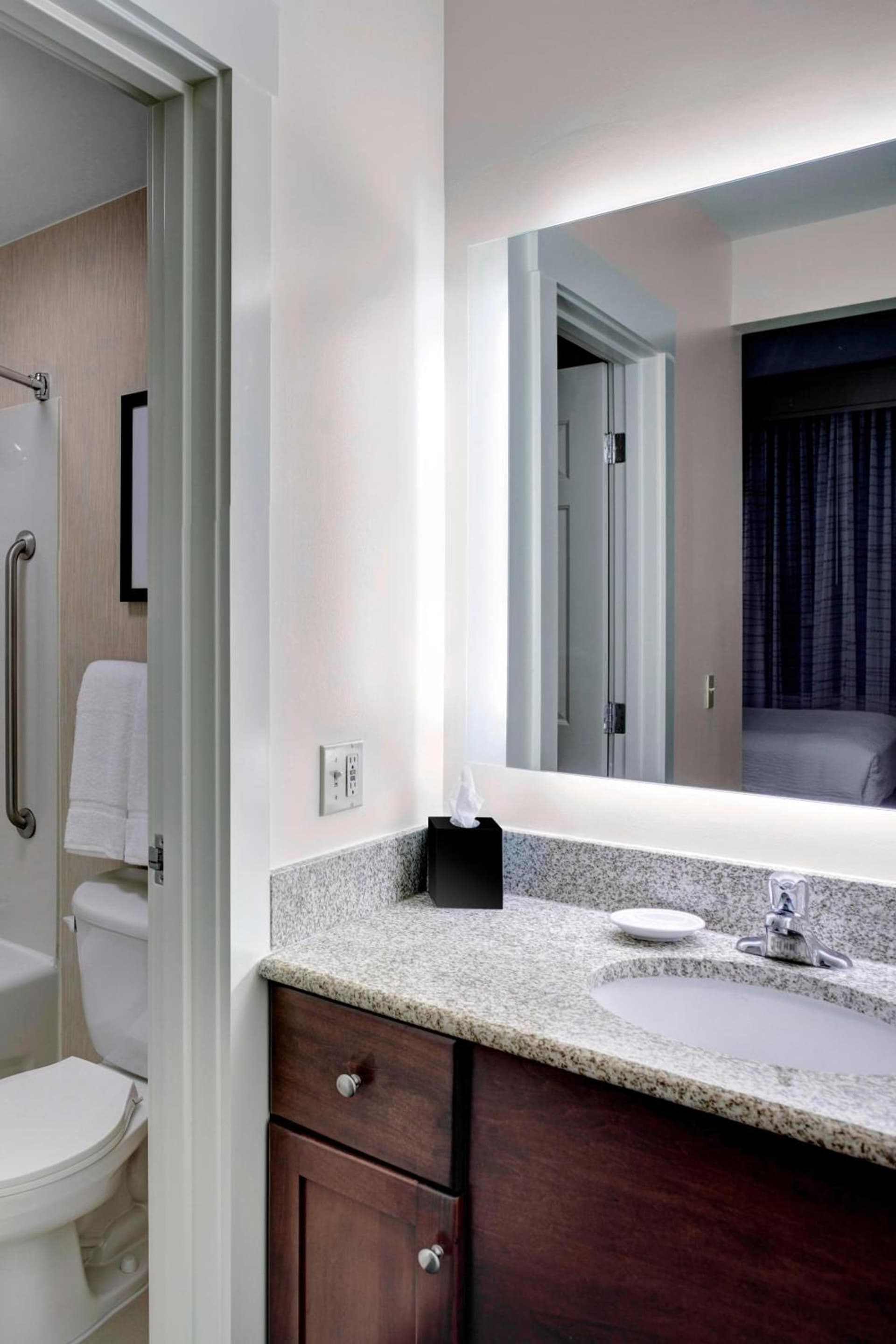 Residence Inn by Marriott Cleveland Downtown gallery photo in Cleveland, OH — image 20