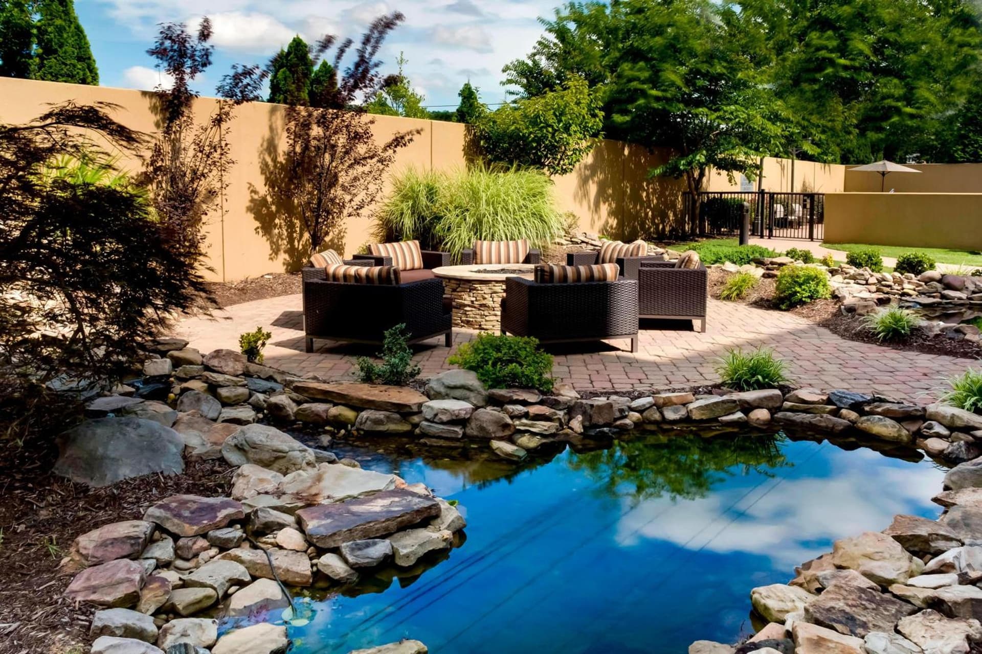 Courtyard Statesville Mooresville/Lake Norman gallery photo in Statesville, NC — image 26