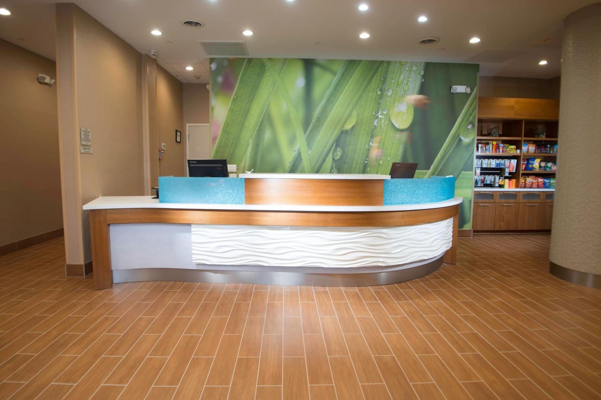 SpringHill Suites by Marriott Houston Westchase interior in Houston, TX — gallery photo 2
