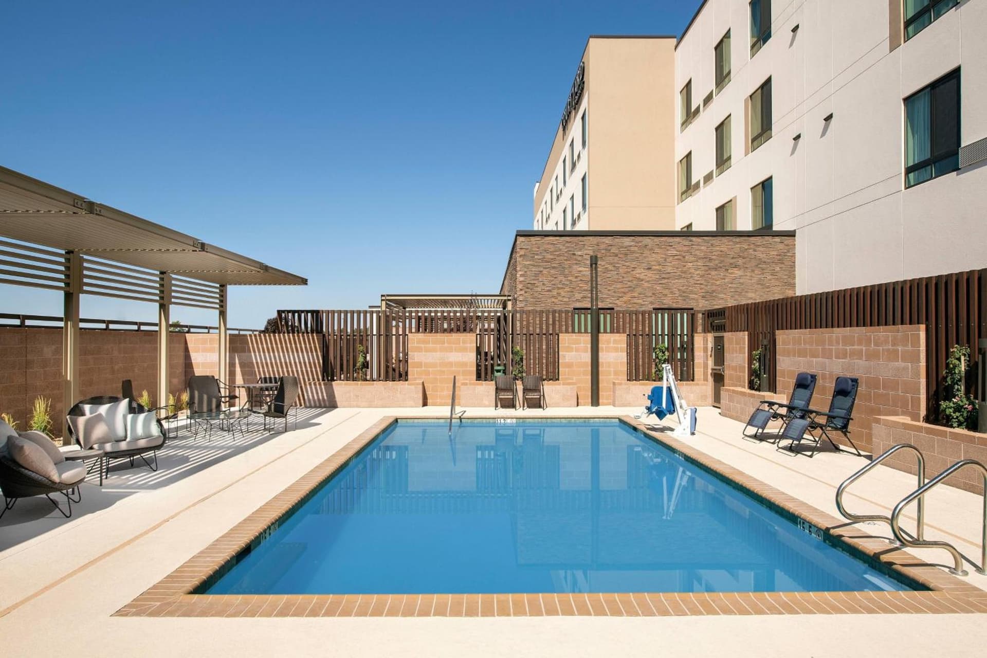 Courtyard by Marriott Las Cruces at NMSU gallery photo in Las Cruces, NM — image 25
