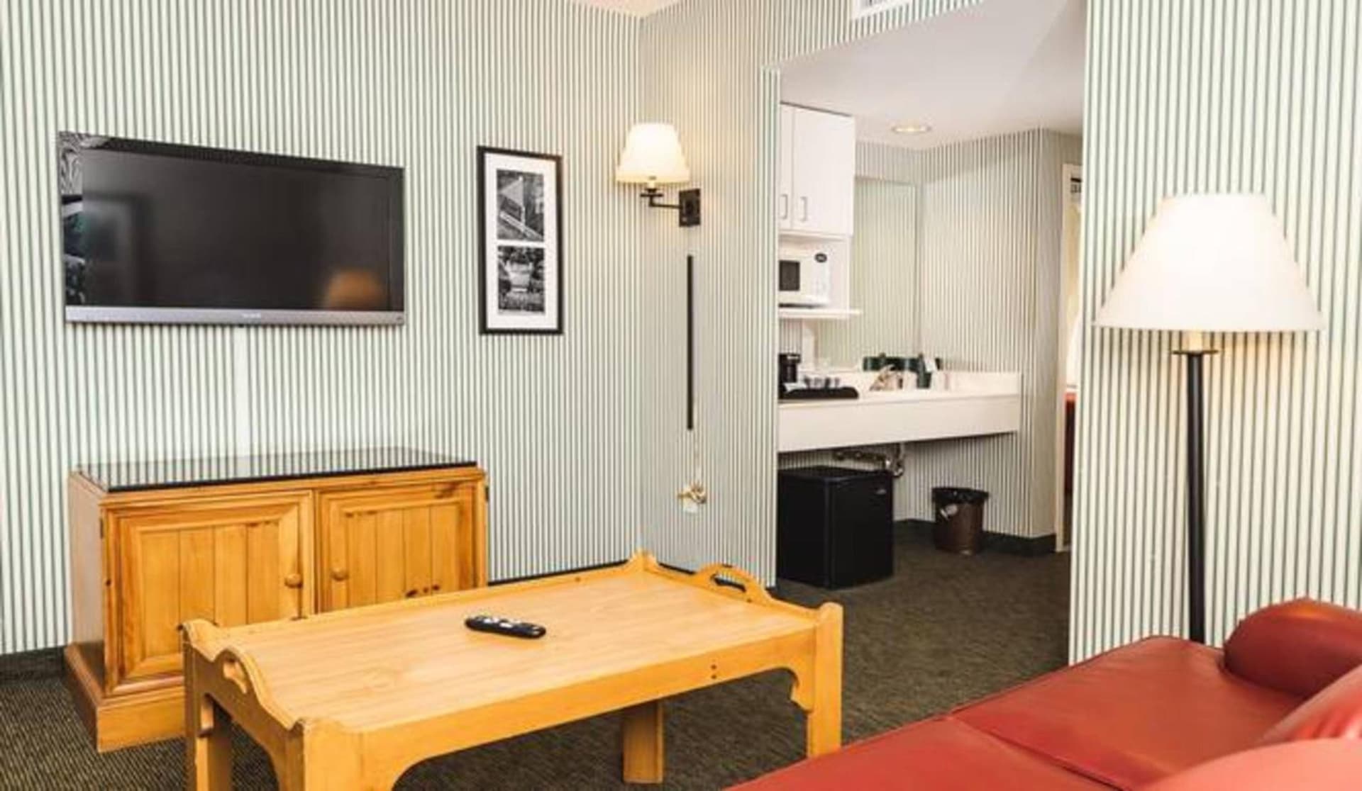 Williamsburg Woodlands Hotel & Suites, an official Colonial Williamsburg Hotel gallery photo in Williamsburg, VA — image 43