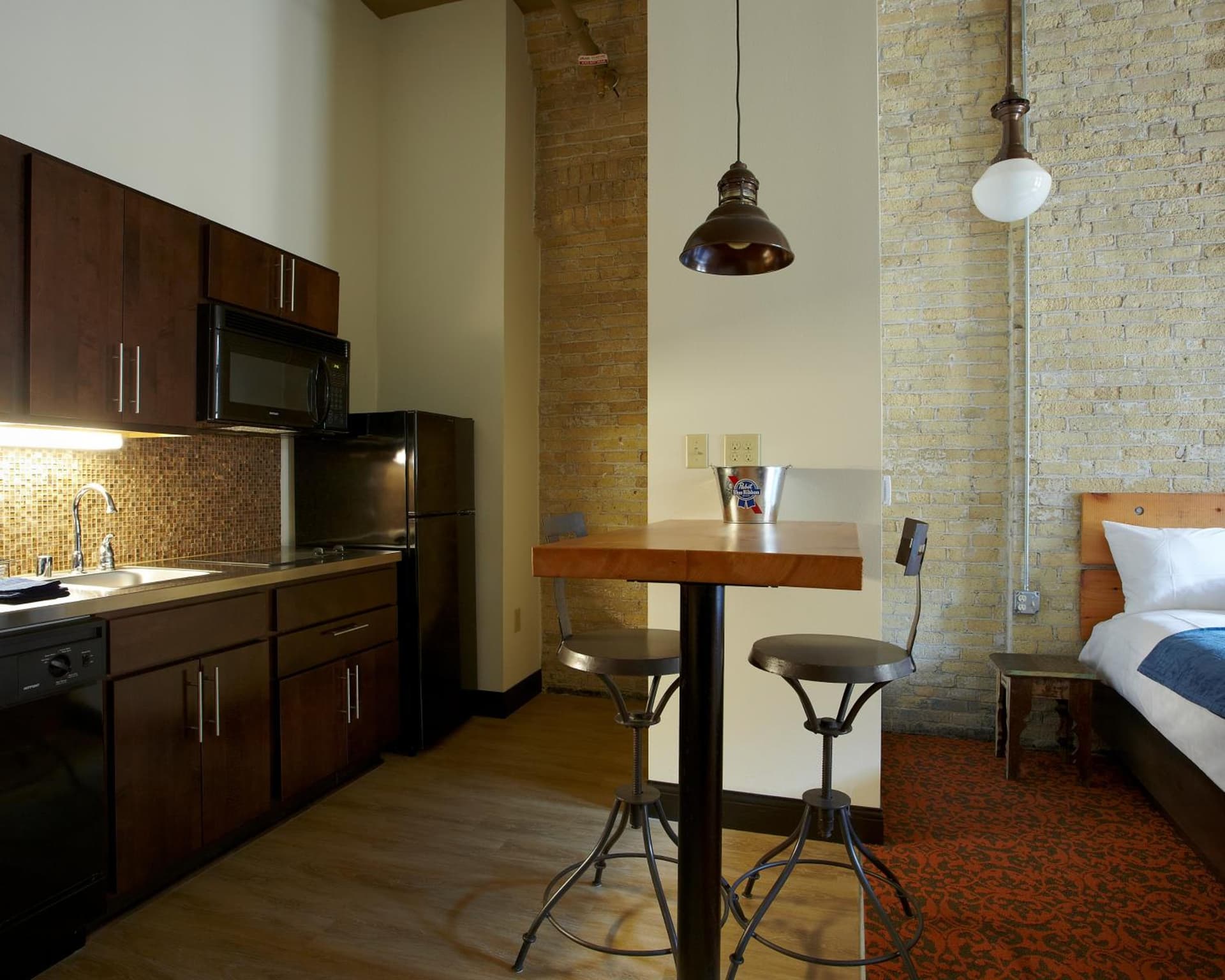 Brewhouse Inn and Suites interior in Milwaukee, WI — gallery photo 2
