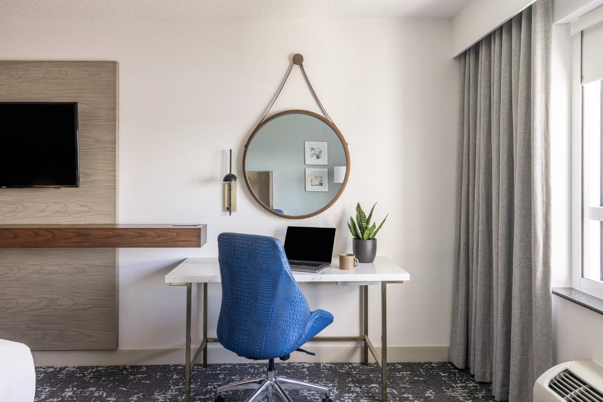 Crowne Plaza Ft Myers Gulf Coast by IHG gallery photo in Fort Myers, FL — image 39