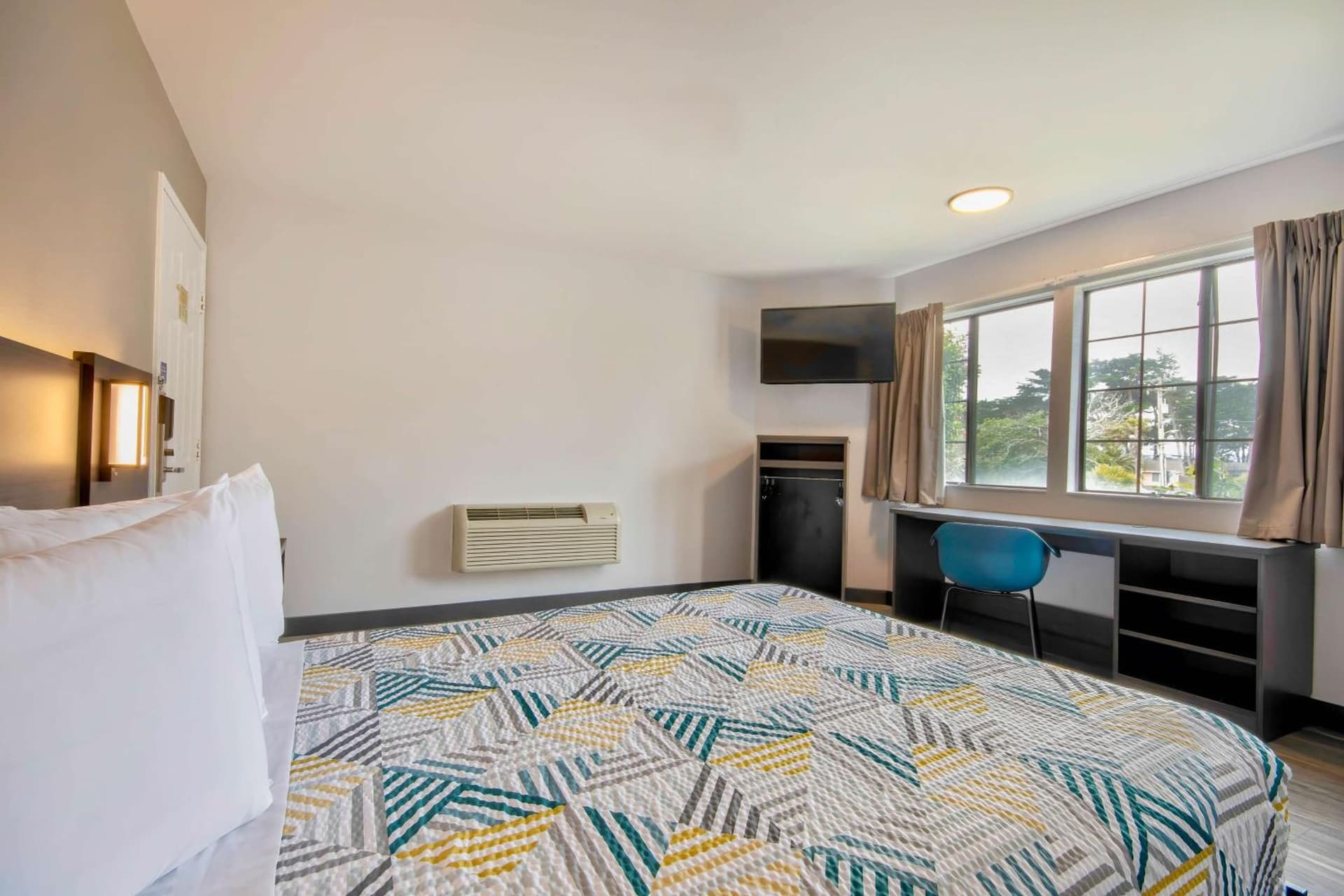 Motel 6-Marina, CA - Monterey property views in Marina, CA — gallery photo 3