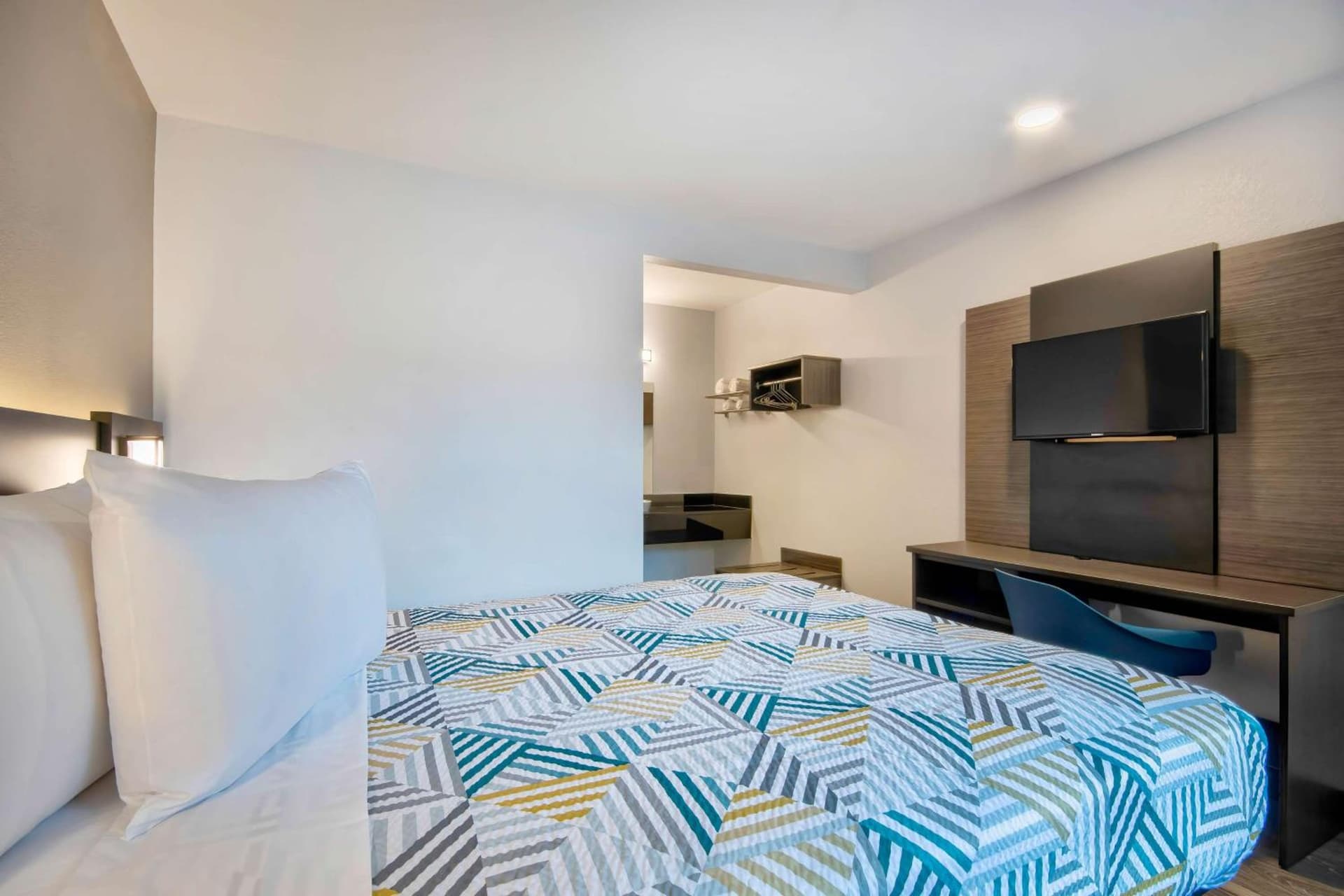 Motel 6-Marina, CA - Monterey gallery photo in Marina, CA — image 35