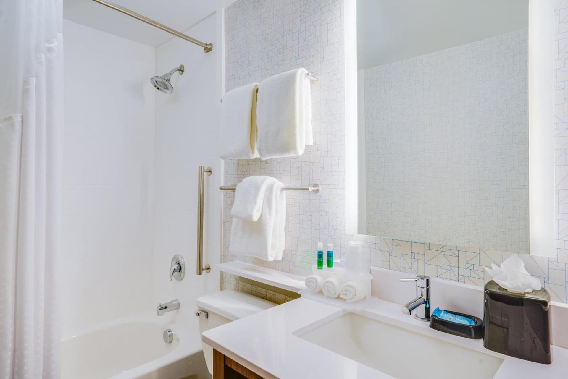 Holiday Inn Express & Suites Ft. Washington - Philadelphia by IHG gallery photo in Fort Washington, PA — image 62
