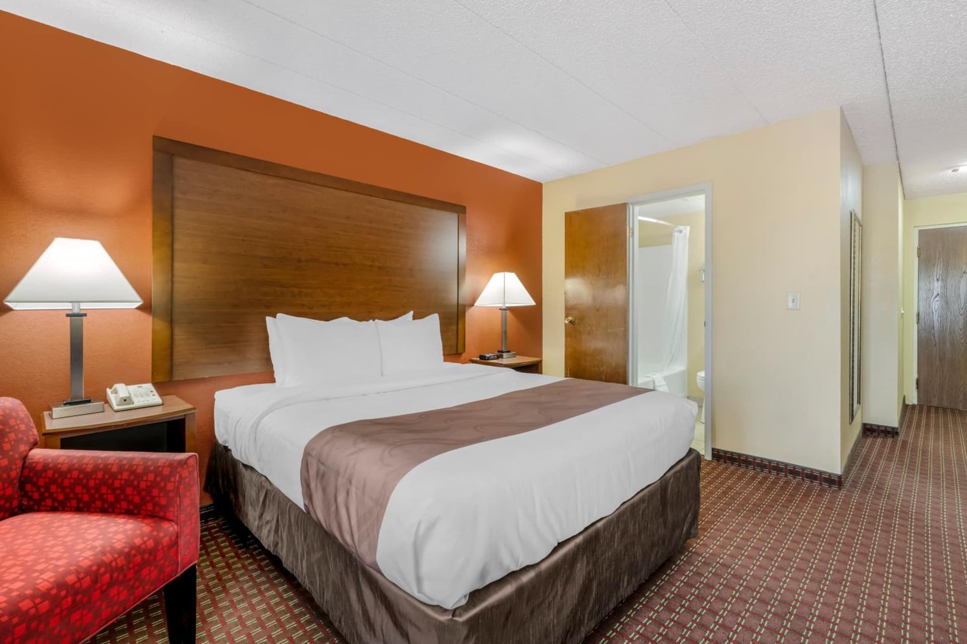 Quality Inn & Suites Lincoln South gallery photo in Lincoln, NE — image 12