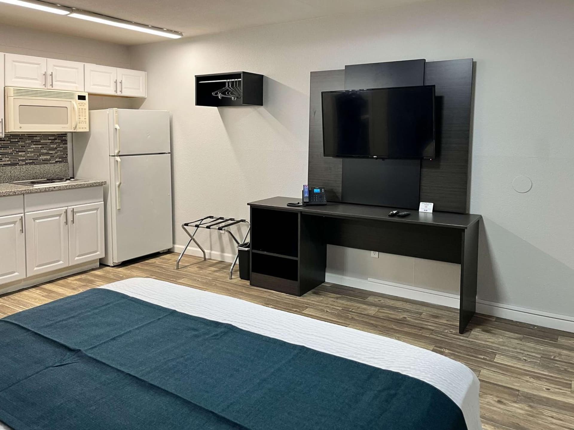 Motel 6 Las Vegas NV Downtown Fremont St interior in Las Vegas, NV — gallery photo 2