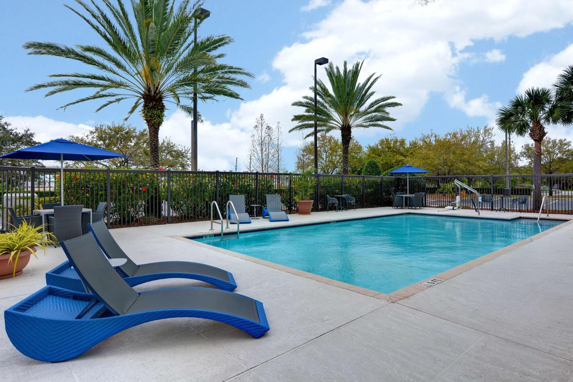 Hampton Inn & Suites Clearwater St Petersburg Ulmerton Road FL property views in Clearwater, FL — gallery photo 3