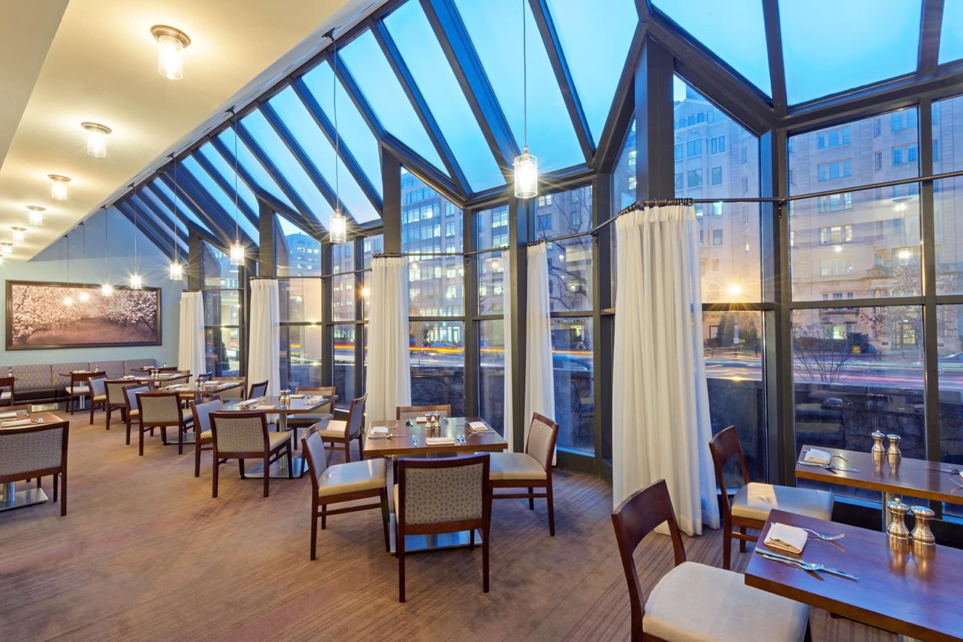 Capital Hilton interior in Washington, DC — gallery photo 2