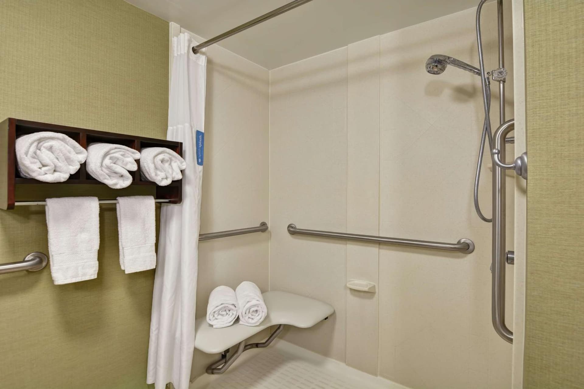 Hampton Inn Charlotte-Gastonia gallery photo in Gastonia, NC — image 36