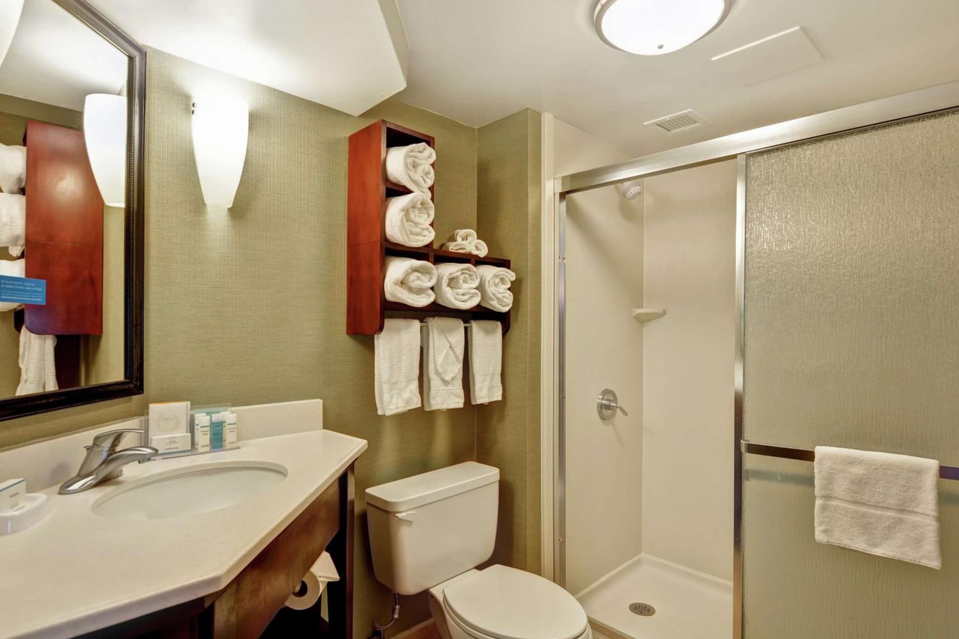 Hampton Inn Charlotte-Gastonia gallery photo in Gastonia, NC — image 20