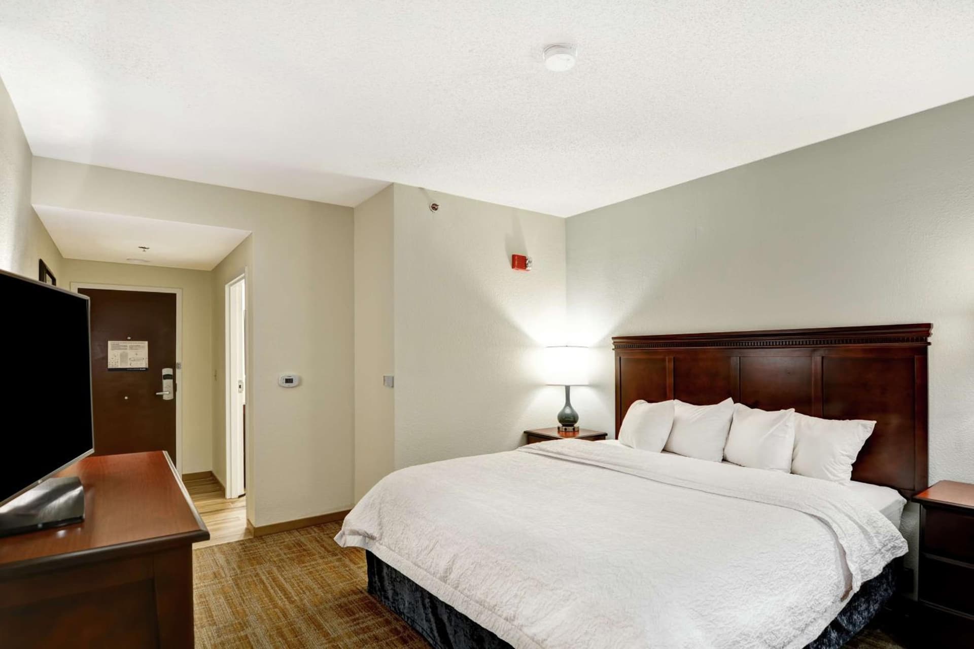 Hampton Inn Charlotte-Gastonia gallery photo in Gastonia, NC — image 13
