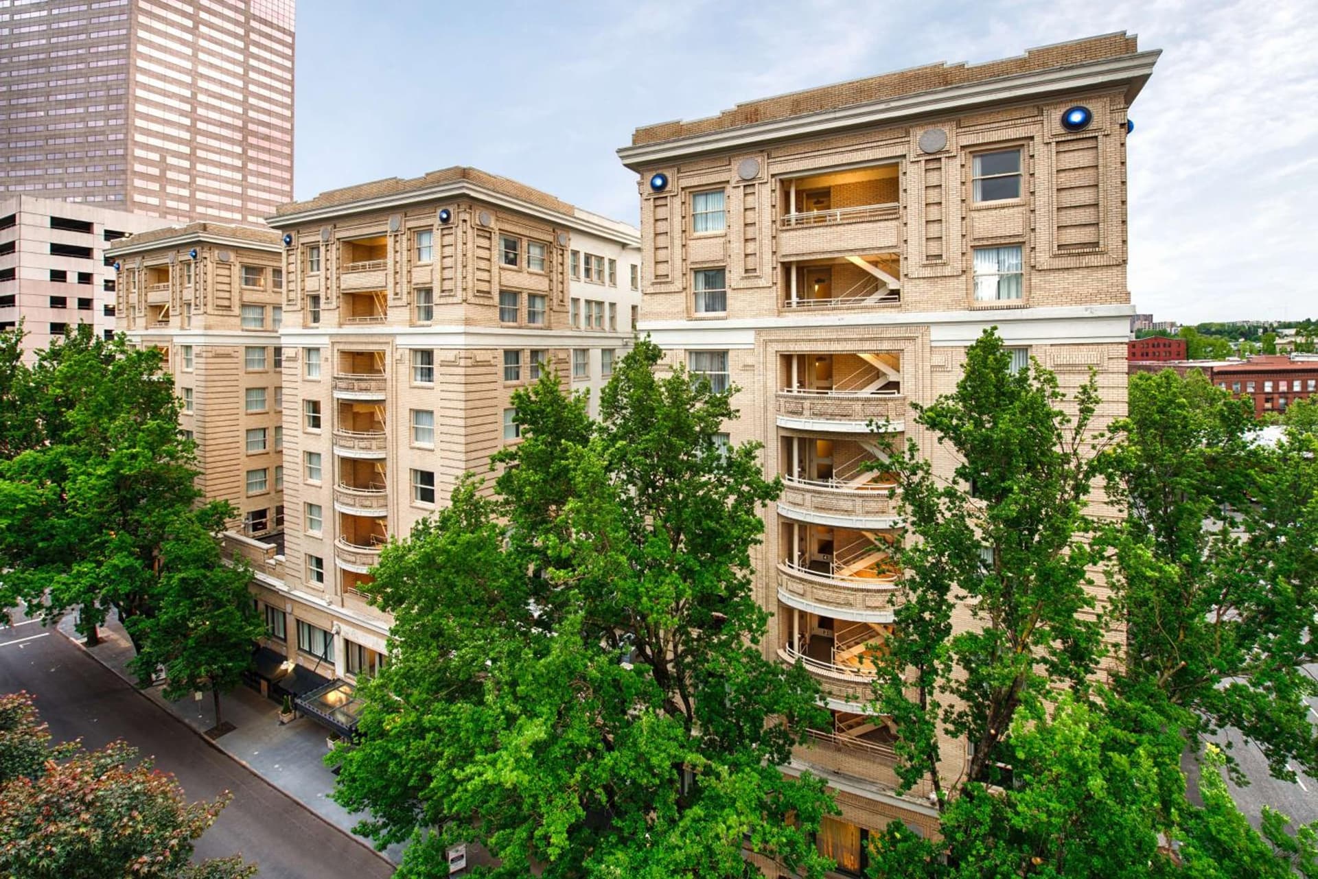 Embassy Suites by Hilton Portland Downtown gallery photo in Portland, OR — image 32