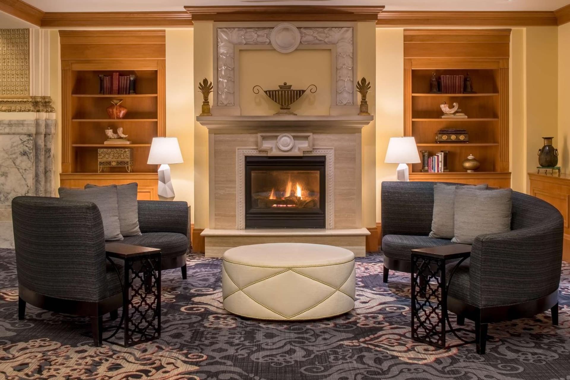 Embassy Suites by Hilton Portland Downtown gallery photo in Portland, OR — image 25