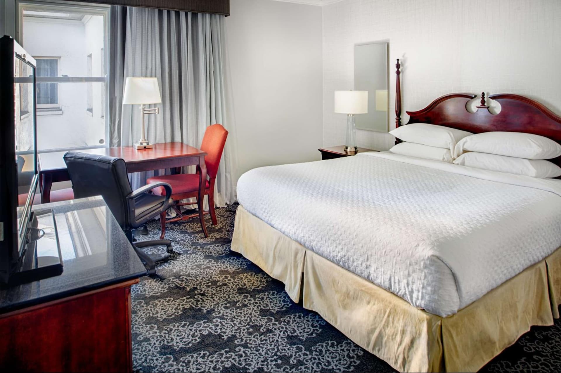 Embassy Suites by Hilton Portland Downtown gallery photo in Portland, OR — image 30