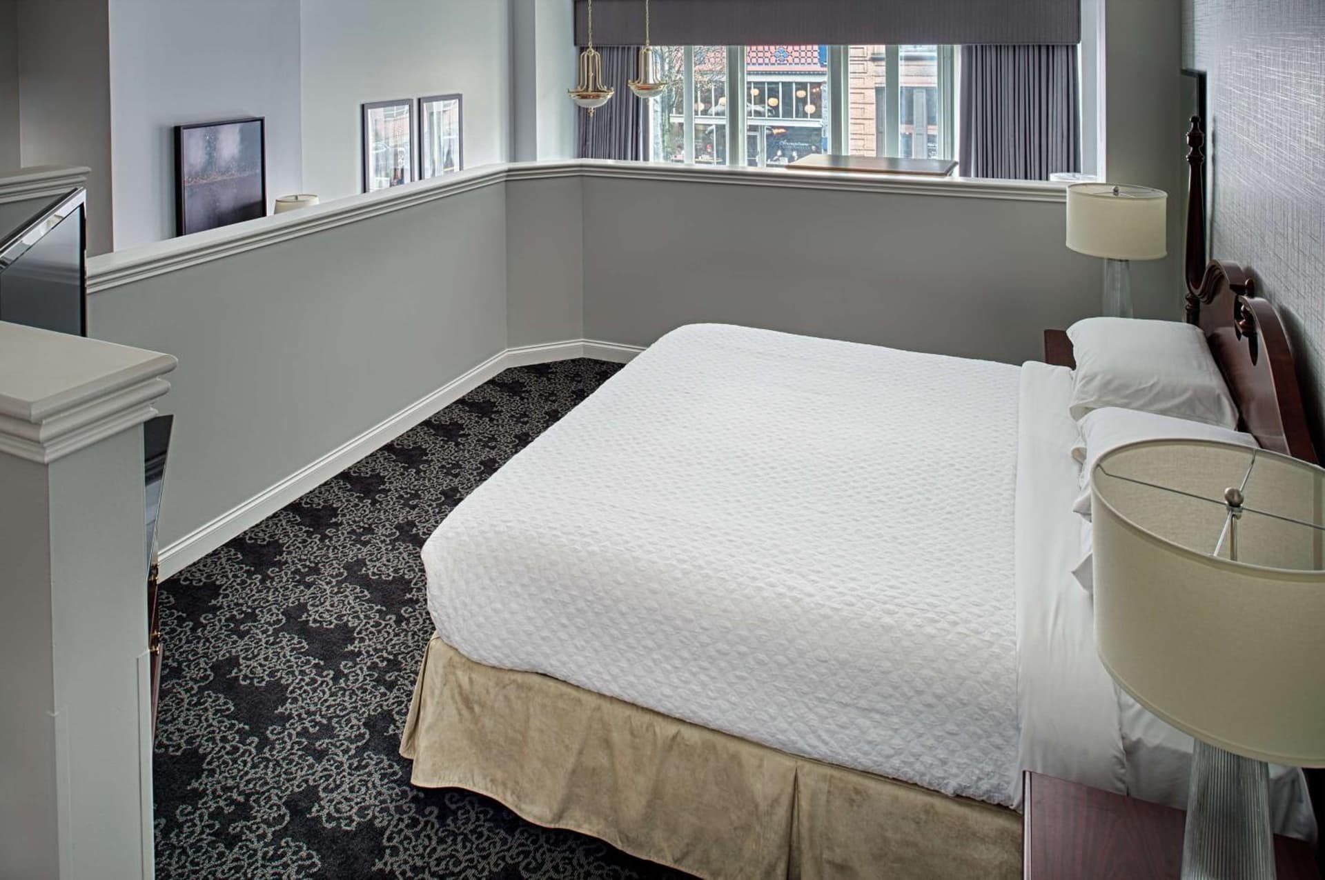 Embassy Suites by Hilton Portland Downtown gallery photo in Portland, OR — image 22