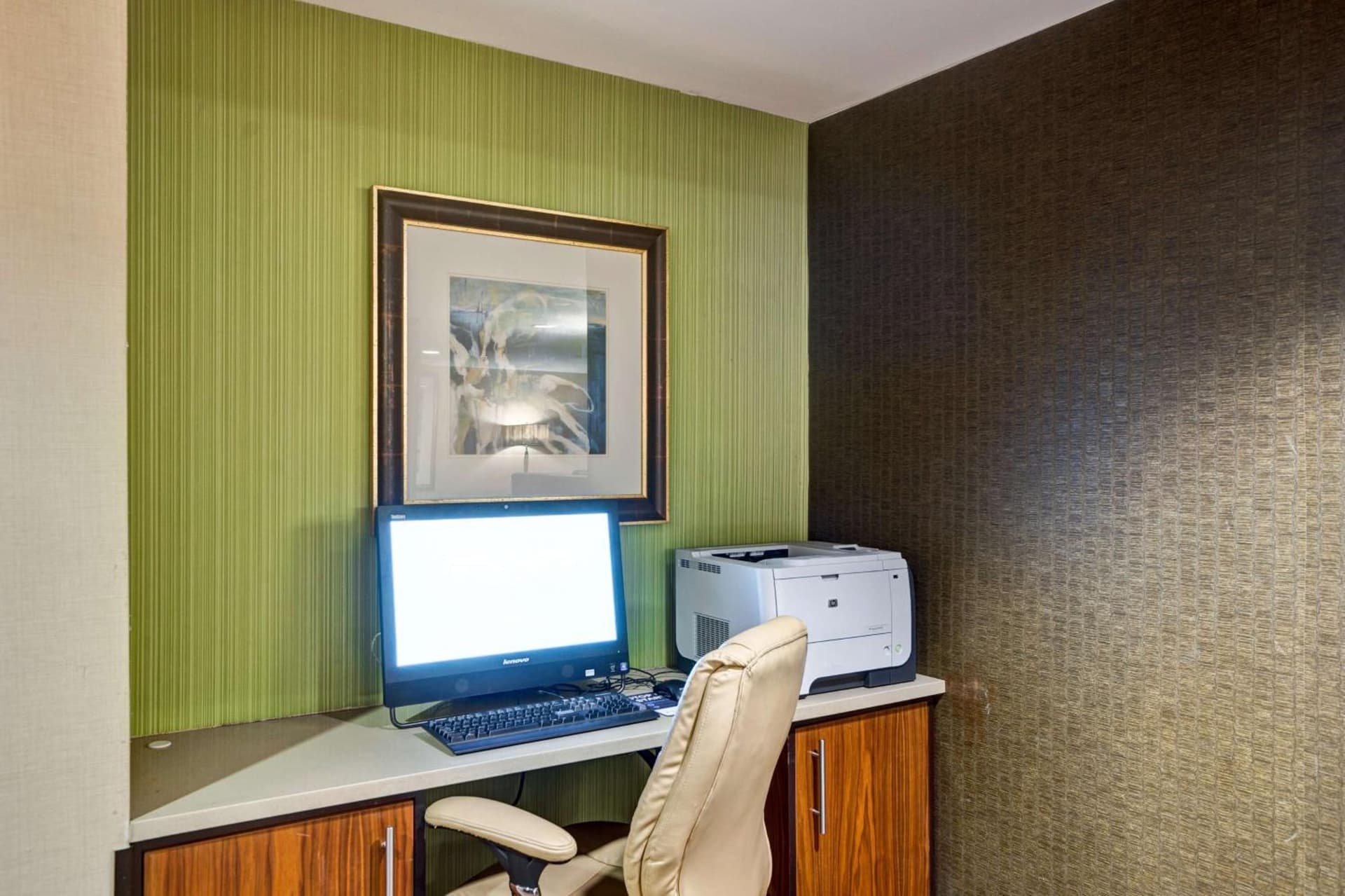 Hampton Inn by Hilton Milford gallery photo in Milford, CT — image 18