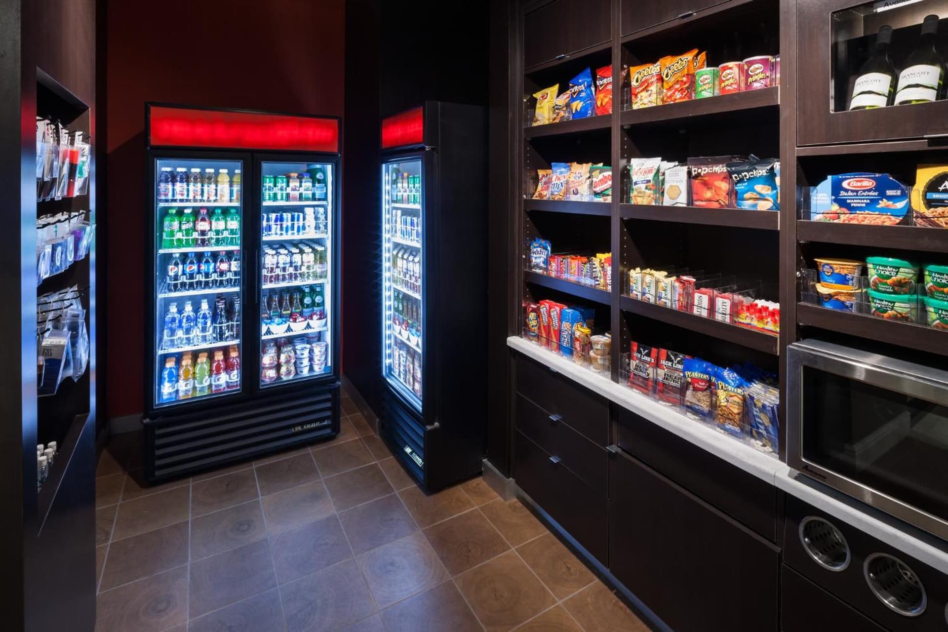 Courtyard by Marriott Houston North/Shenandoah interior in The Woodlands, TX — gallery photo 2