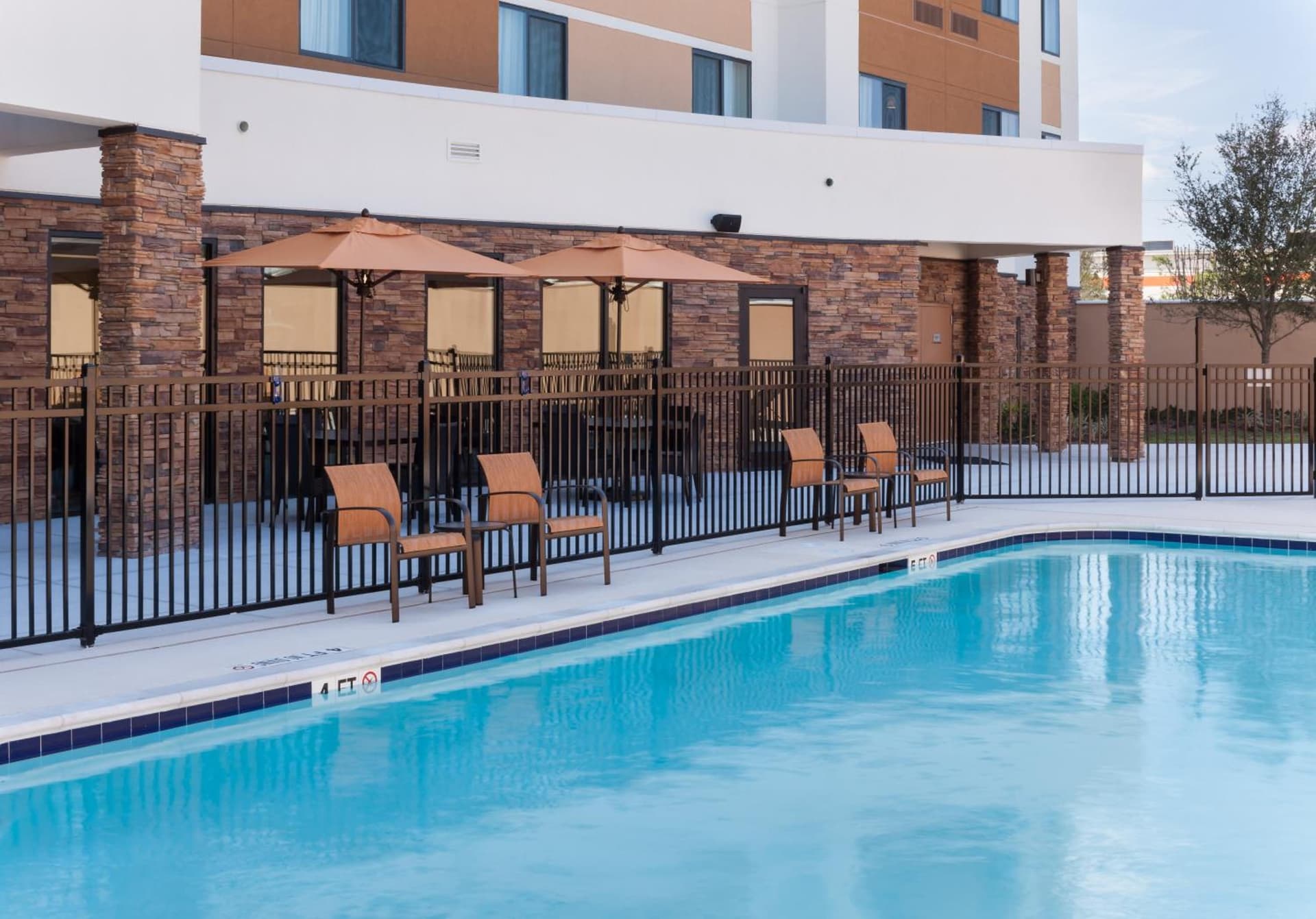 Courtyard by Marriott Houston North/Shenandoah gallery photo in The Woodlands, TX — image 12
