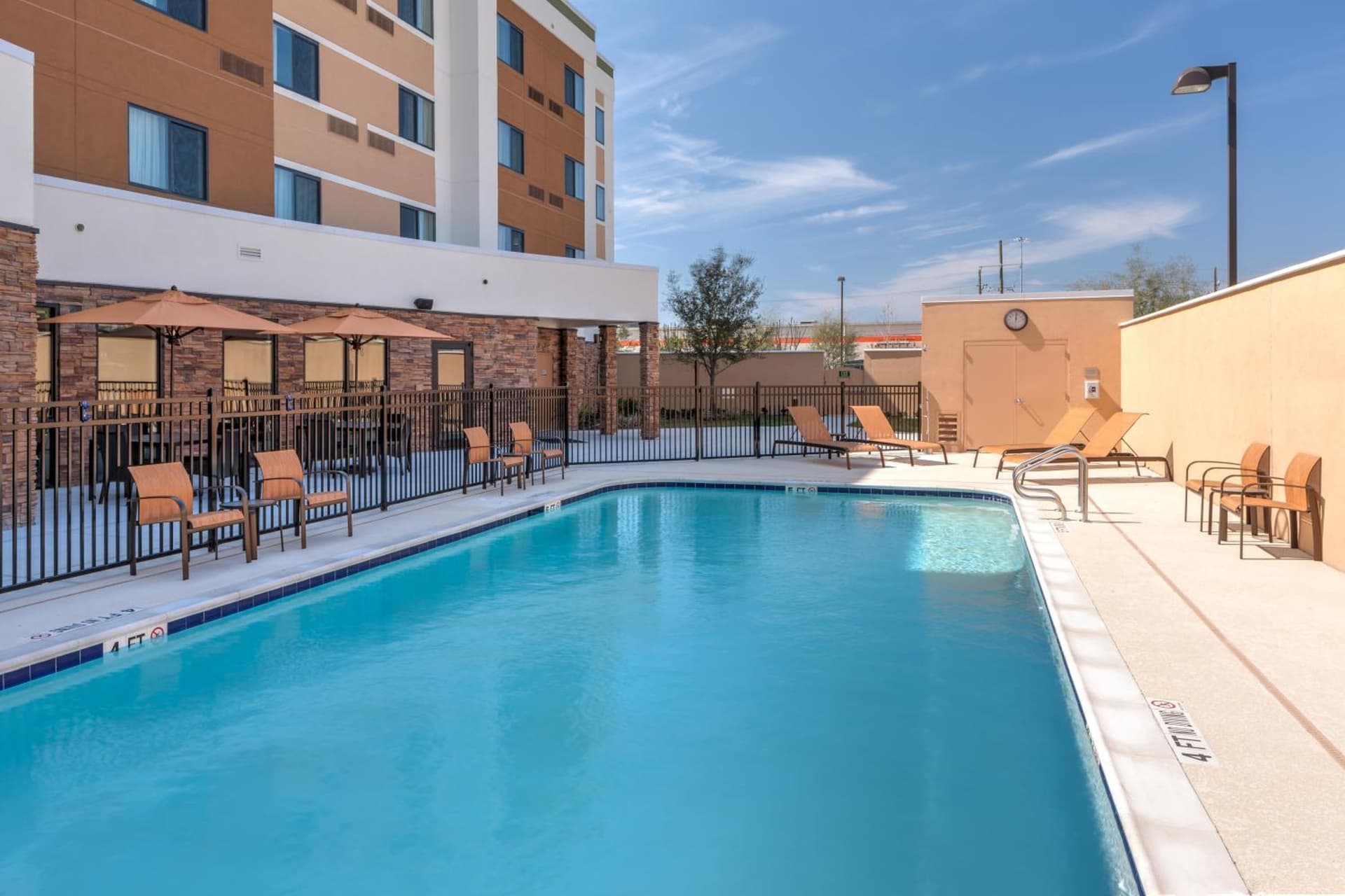Courtyard by Marriott Houston North/Shenandoah gallery photo in The Woodlands, TX — image 38