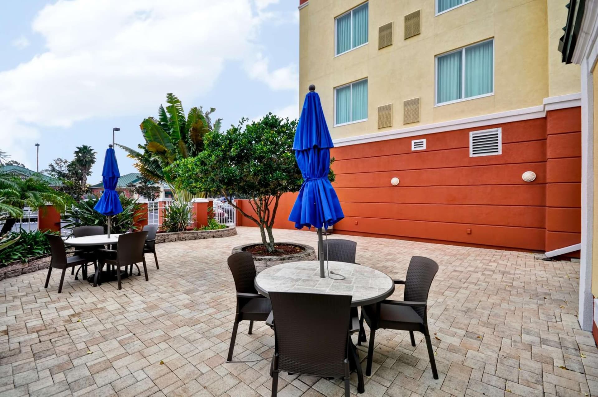 Hilton Garden Inn Tampa Northwest/Oldsmar interior in Oldsmar, FL — gallery photo 2