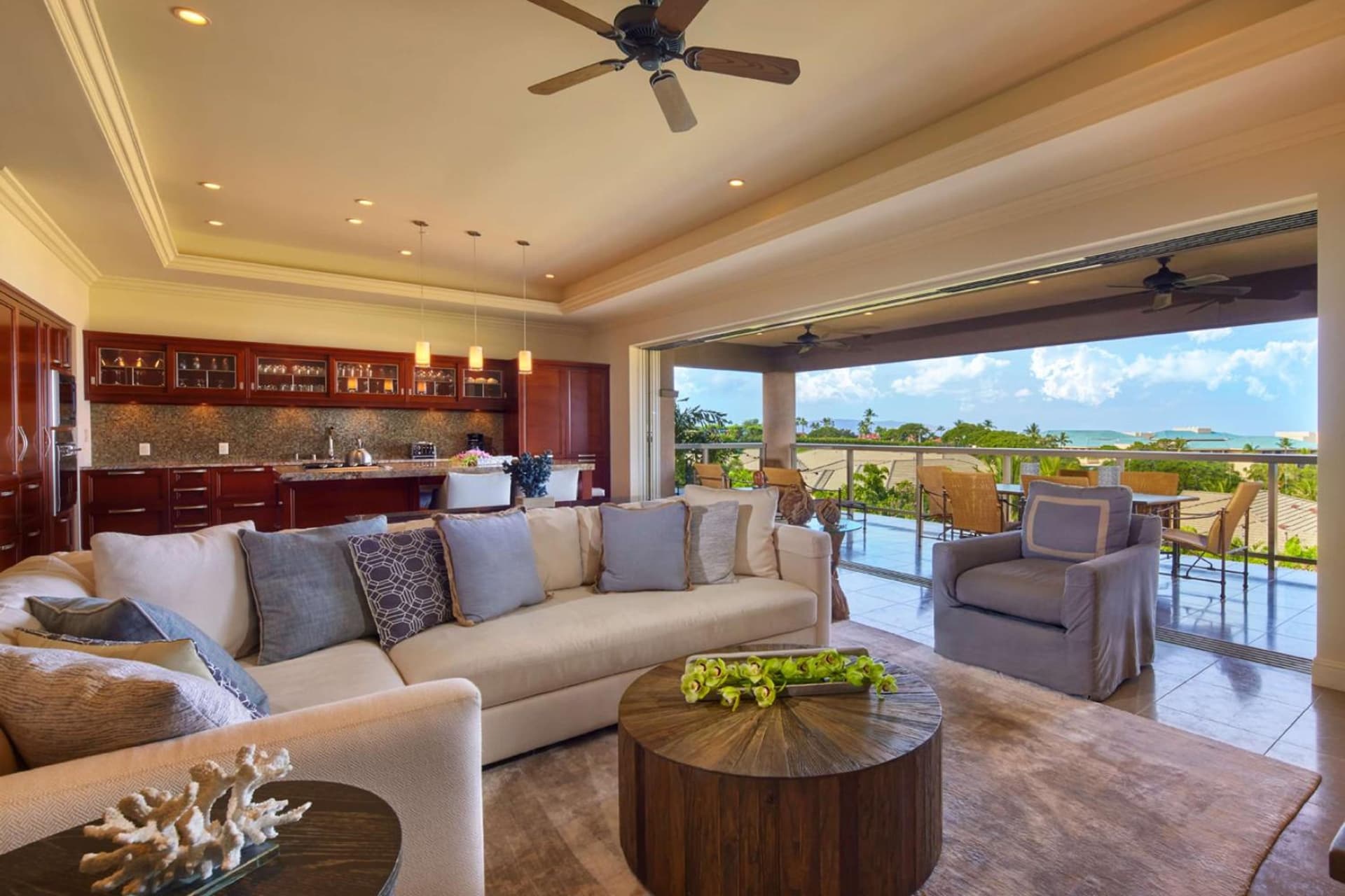 Ho'olei at Grand Wailea interior in Wailea, HI — gallery photo 2