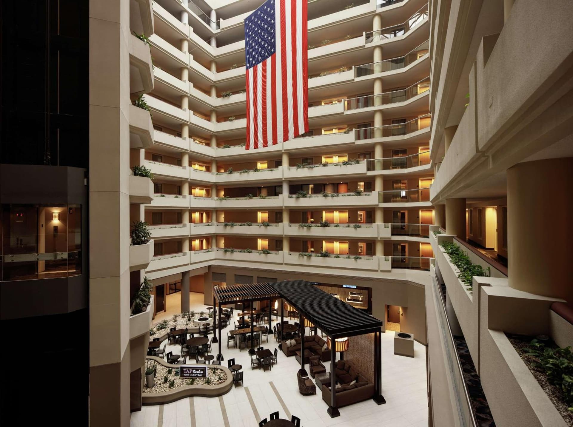 Embassy Suites by Hilton Crystal City National Airport property views in Arlington, VA — gallery photo 3