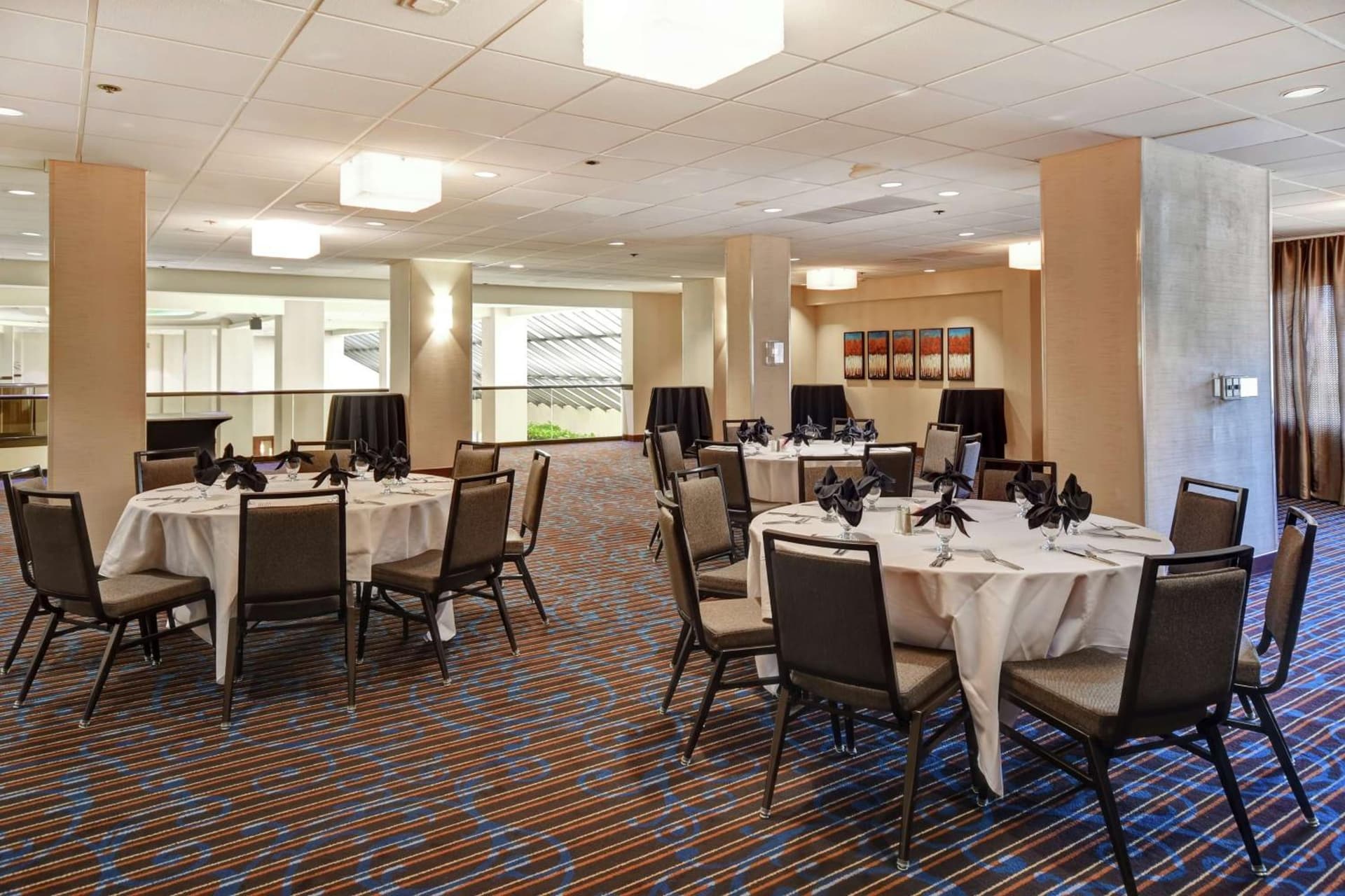 Embassy Suites by Hilton Santa Clara Silicon Valley gallery photo in Santa Clara, CA — image 41
