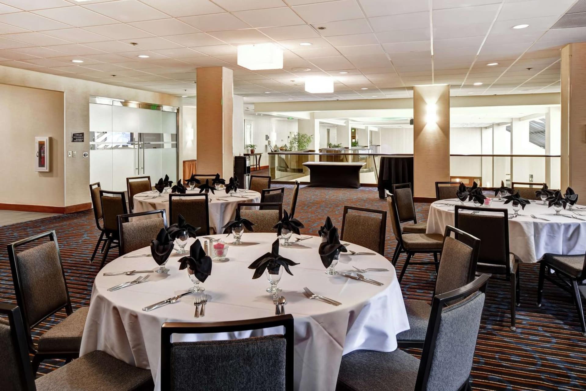 Embassy Suites by Hilton Santa Clara Silicon Valley gallery photo in Santa Clara, CA — image 44