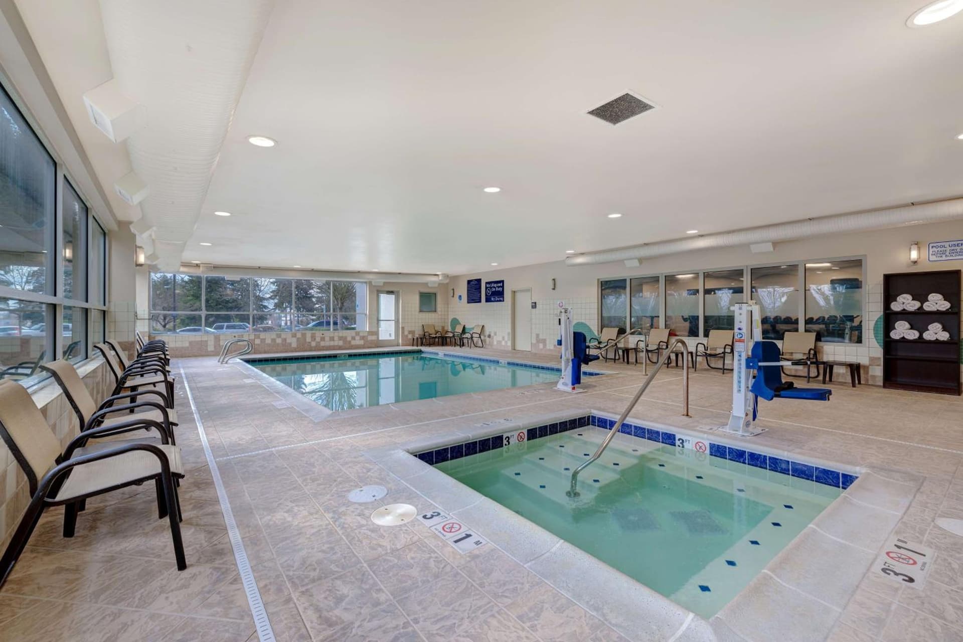 Hampton Inn & Suites Seattle/Federal Way gallery photo in Federal Way, WA — image 56