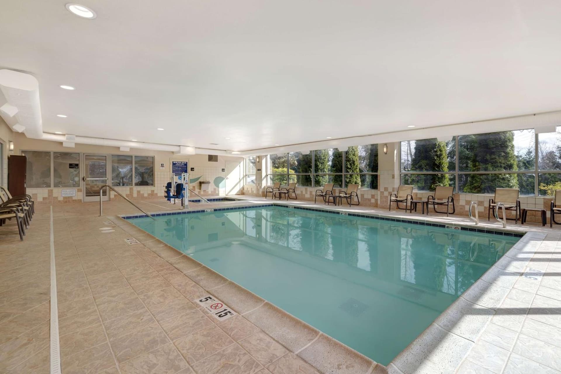 Hampton Inn & Suites Seattle/Federal Way gallery photo in Federal Way, WA — image 4