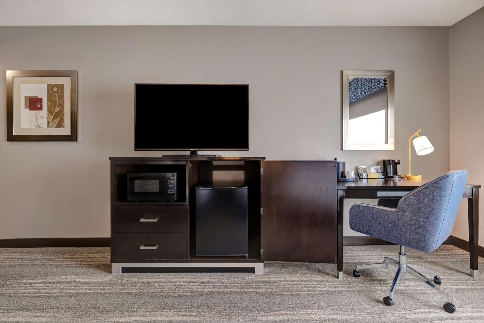 Hampton Inn & Suites Seattle/Federal Way gallery photo in Federal Way, WA — image 15