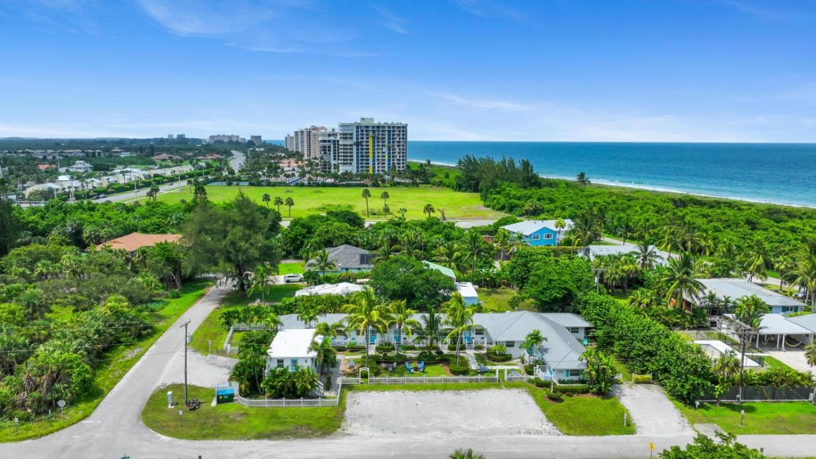 Seahorse Beach Bungalows gallery photo in Fort Pierce, FL — image 18