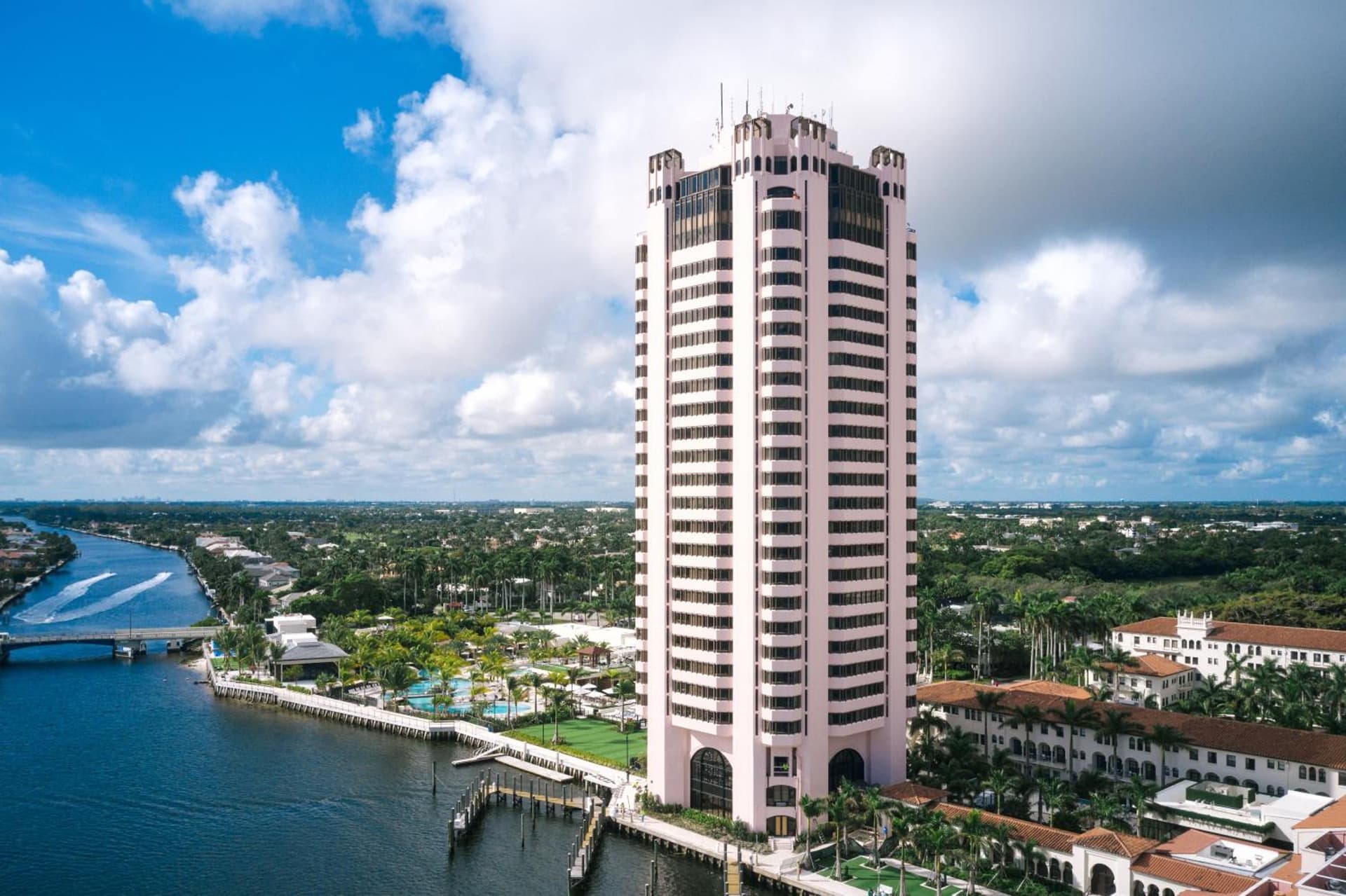 Tower at The Boca Raton — hotel in Boca Raton, Florida