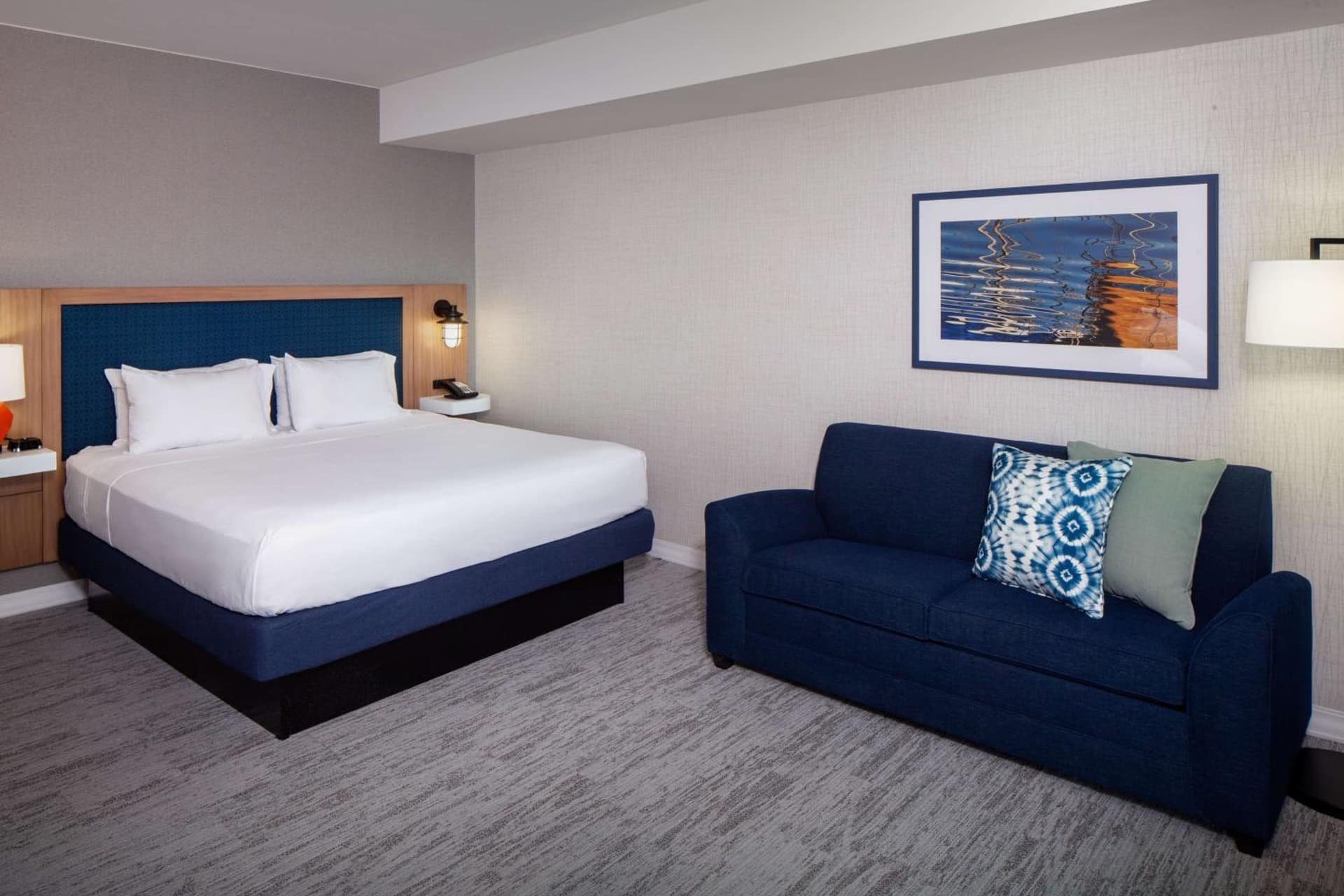 Hampton by Hilton at the Boston Seaport District gallery photo in Boston, MA — image 45