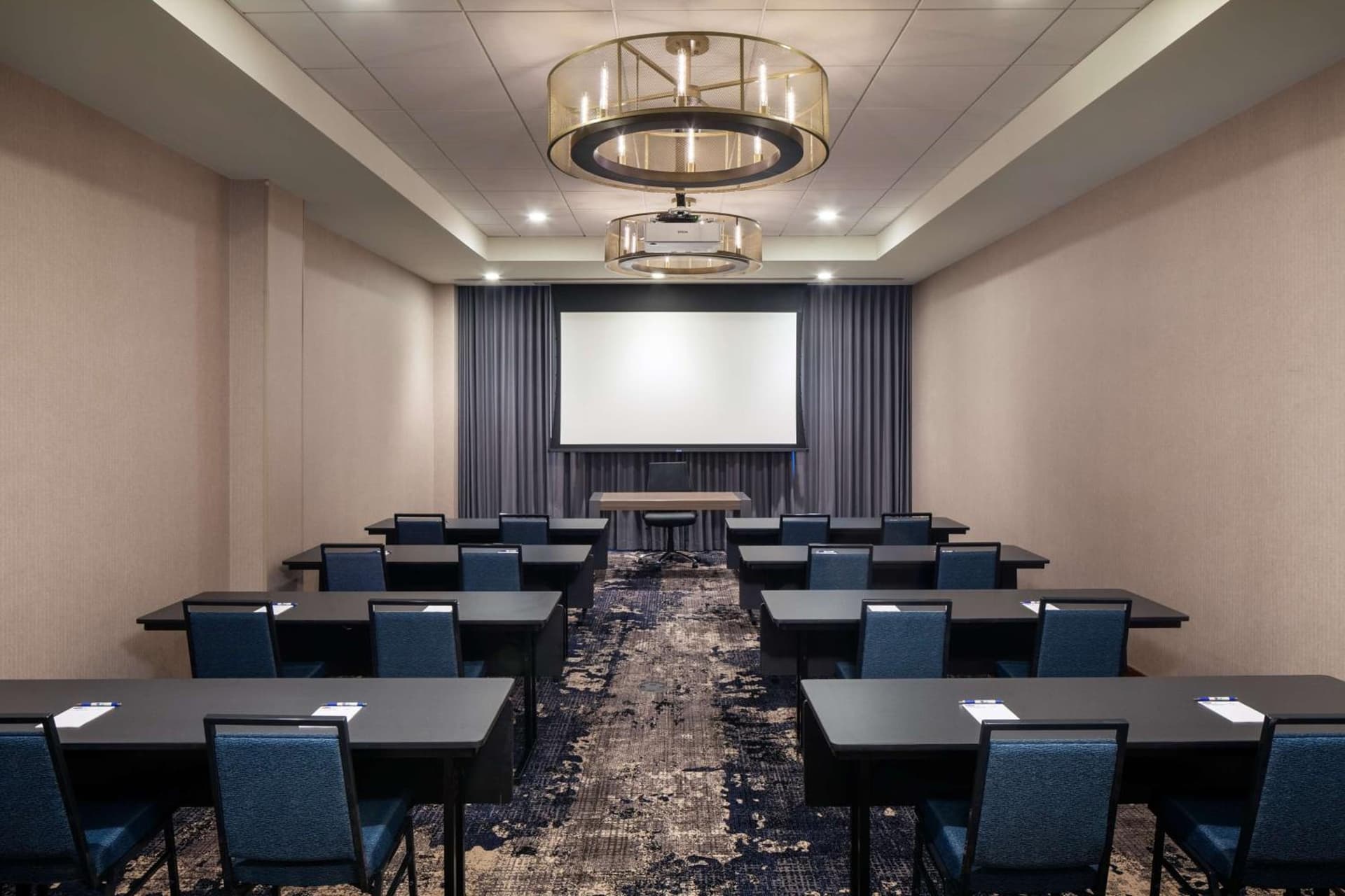 Hampton by Hilton at the Boston Seaport District gallery photo in Boston, MA — image 43