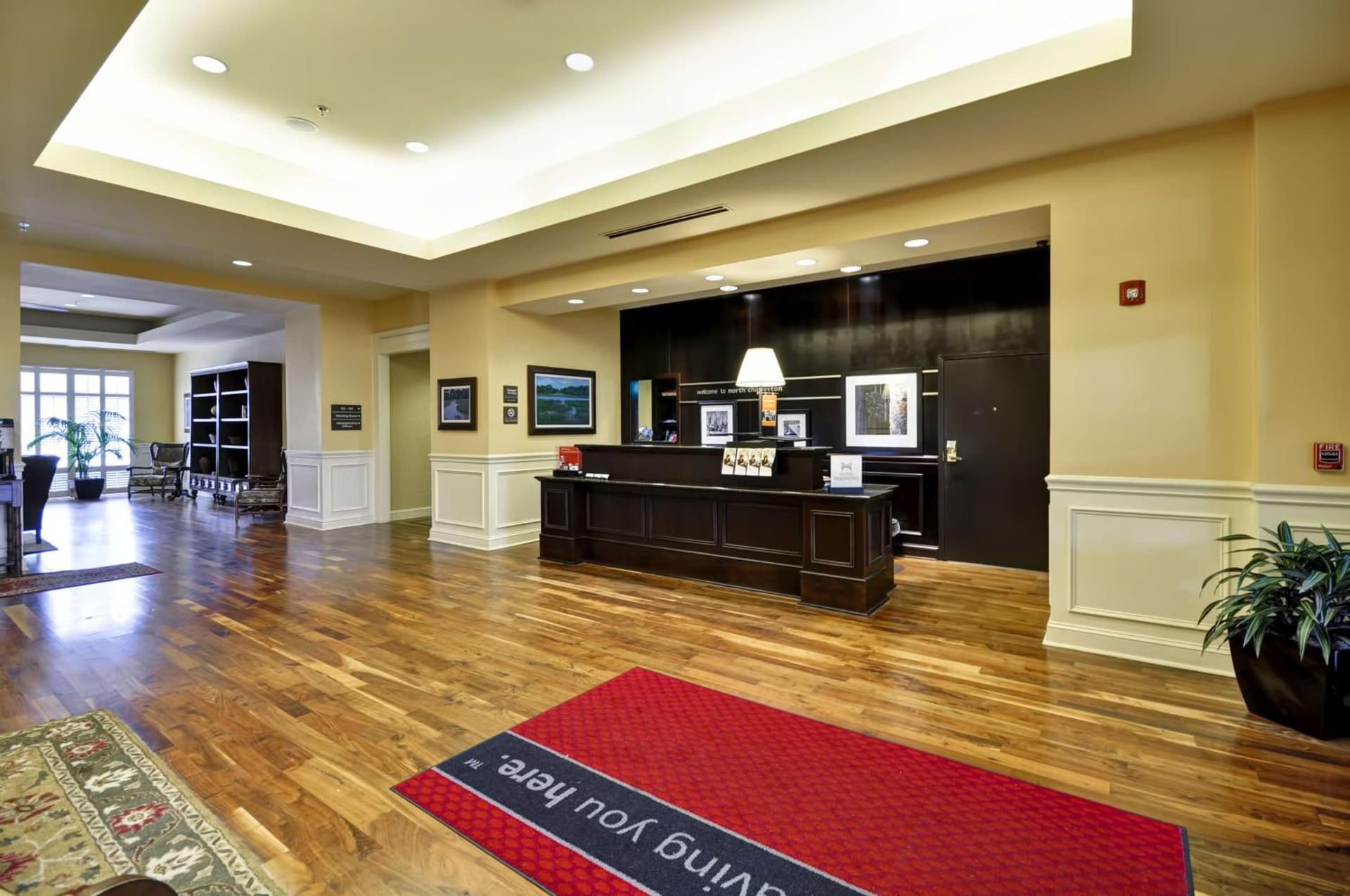 Hampton Inn & Suites North Charleston-University Boulevard gallery photo in Charleston, SC — image 24