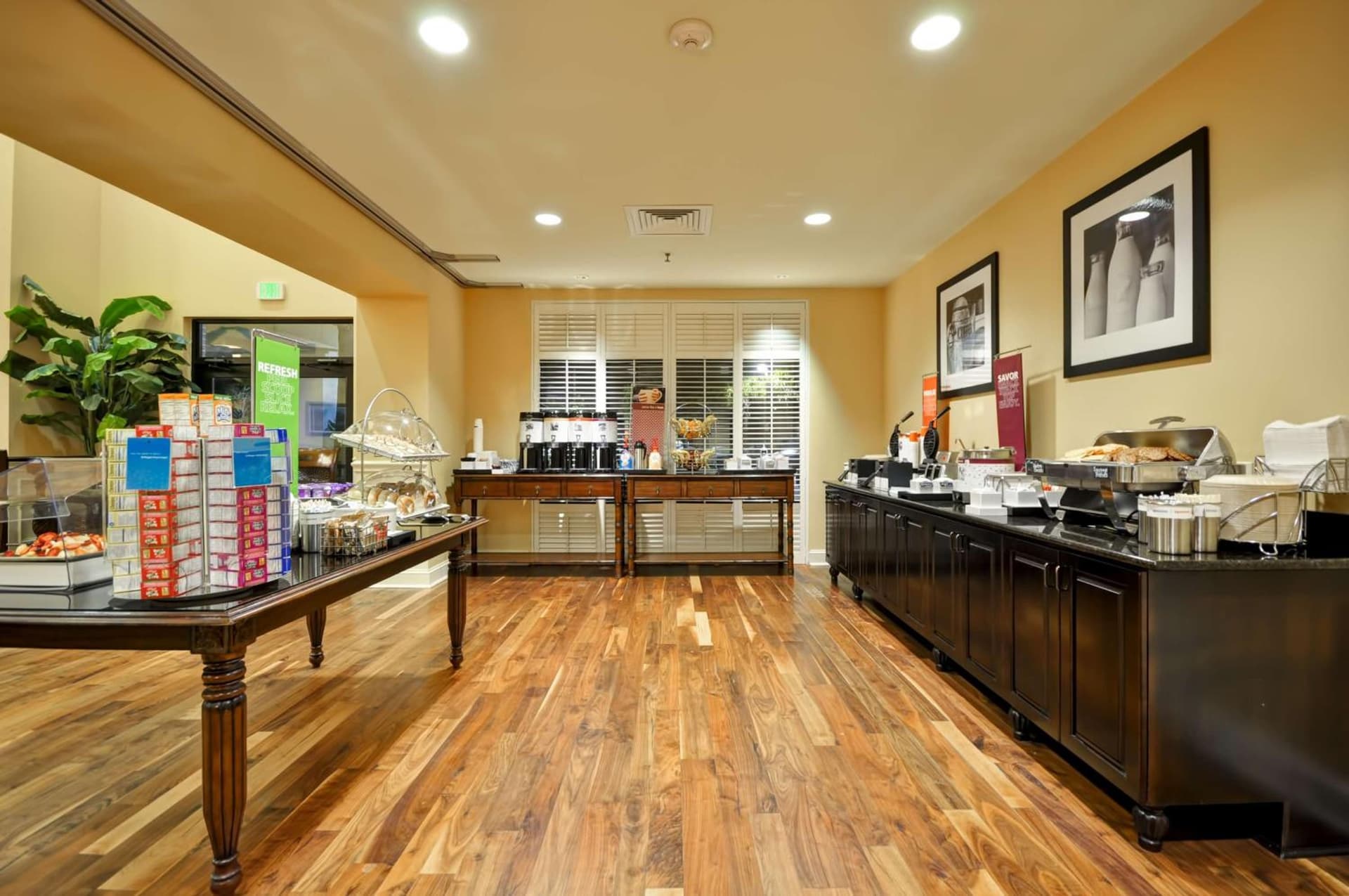 Hampton Inn & Suites North Charleston-University Boulevard gallery photo in Charleston, SC — image 20