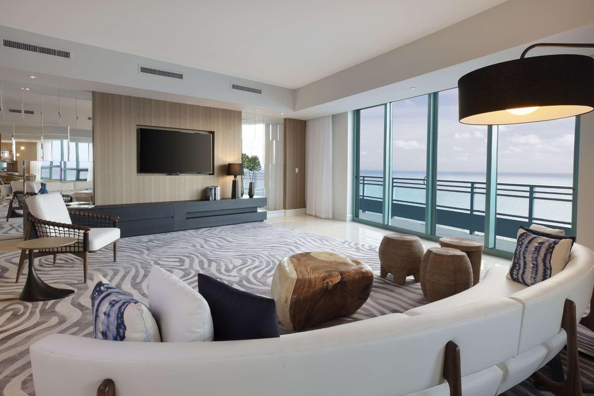 Signia by Hilton Diplomat Beach Resort gallery photo in Hollywood, FL — image 25