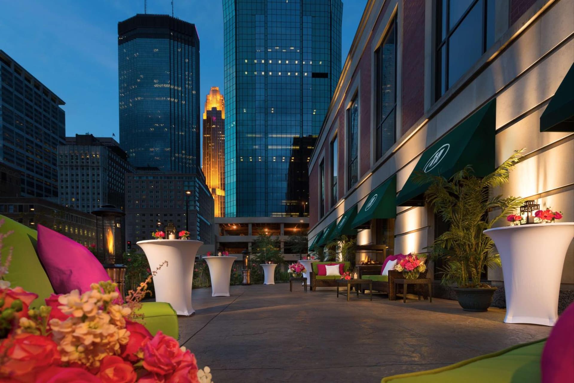 Hilton Minneapolis interior in Minneapolis, MN — gallery photo 2