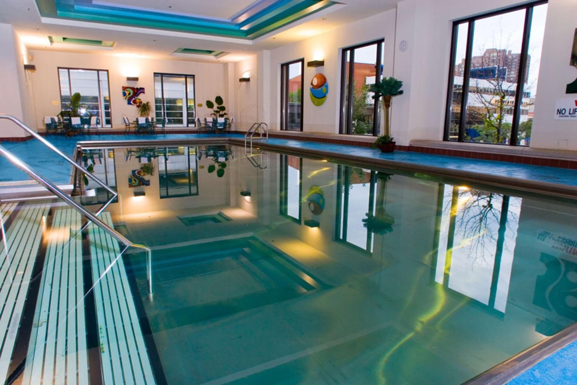 Hilton Minneapolis gallery photo in Minneapolis, MN — image 41