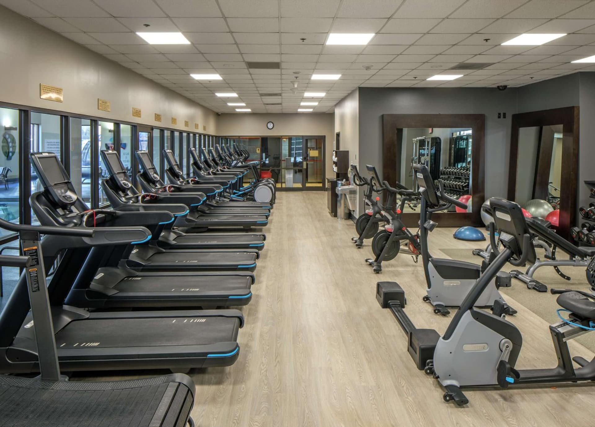 Hilton Minneapolis property views in Minneapolis, MN — gallery photo 3