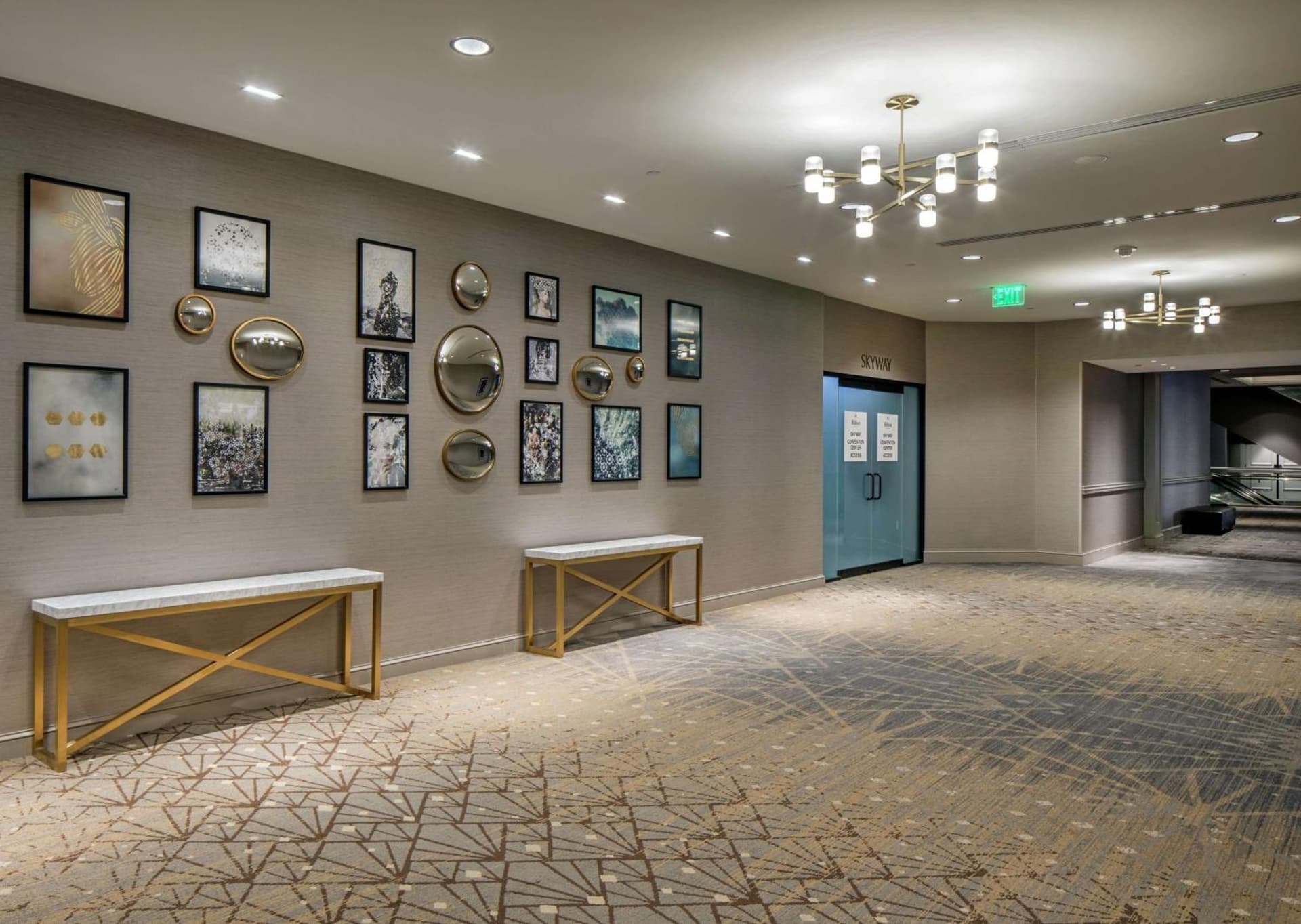 Hilton Minneapolis gallery photo in Minneapolis, MN — image 37