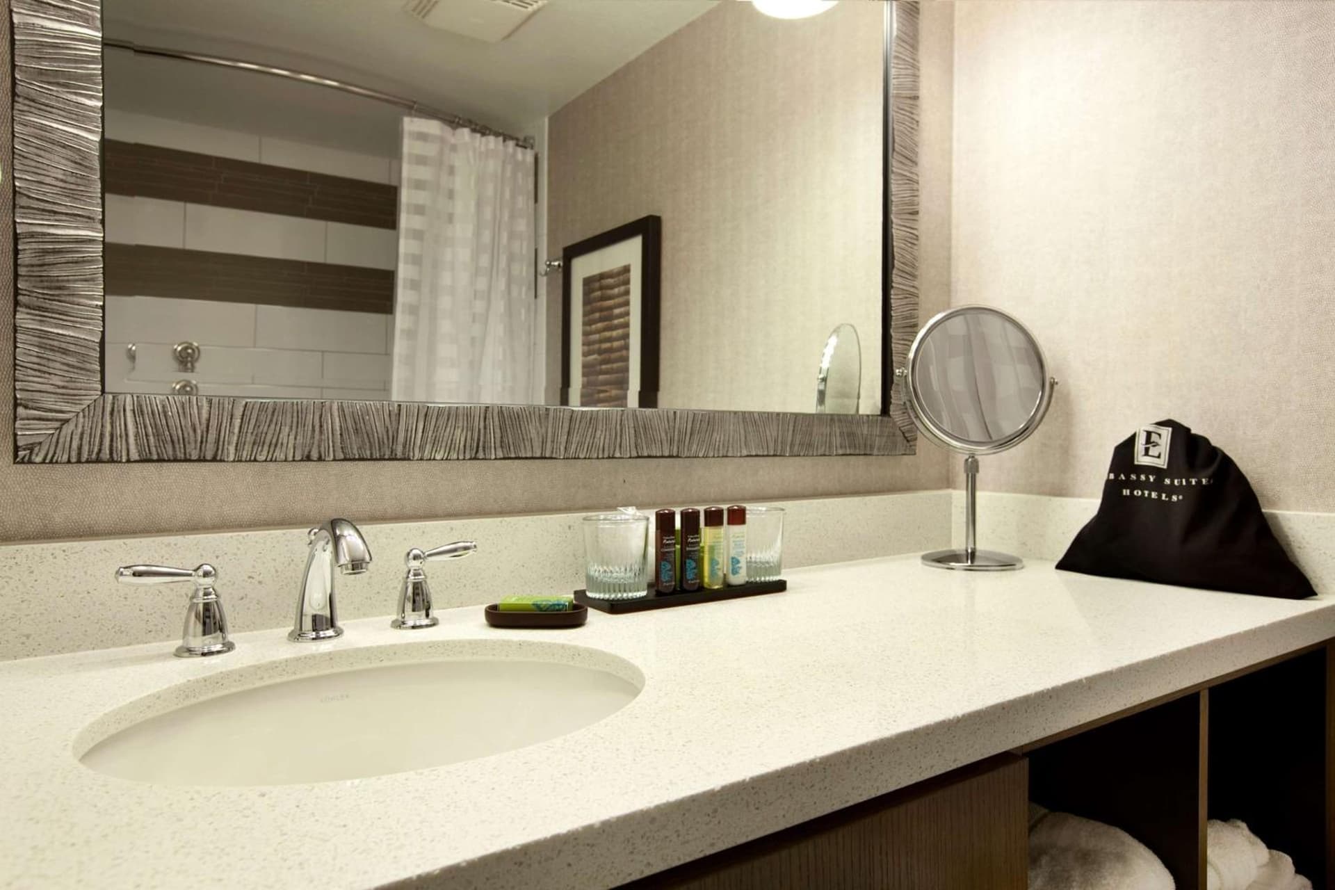 Casa Mani Resort Napa Valley, Curio Collection By Hilton gallery photo in Napa, CA — image 35